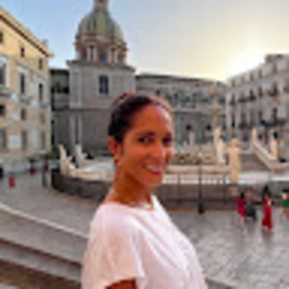 Meet your Posher, Francesca